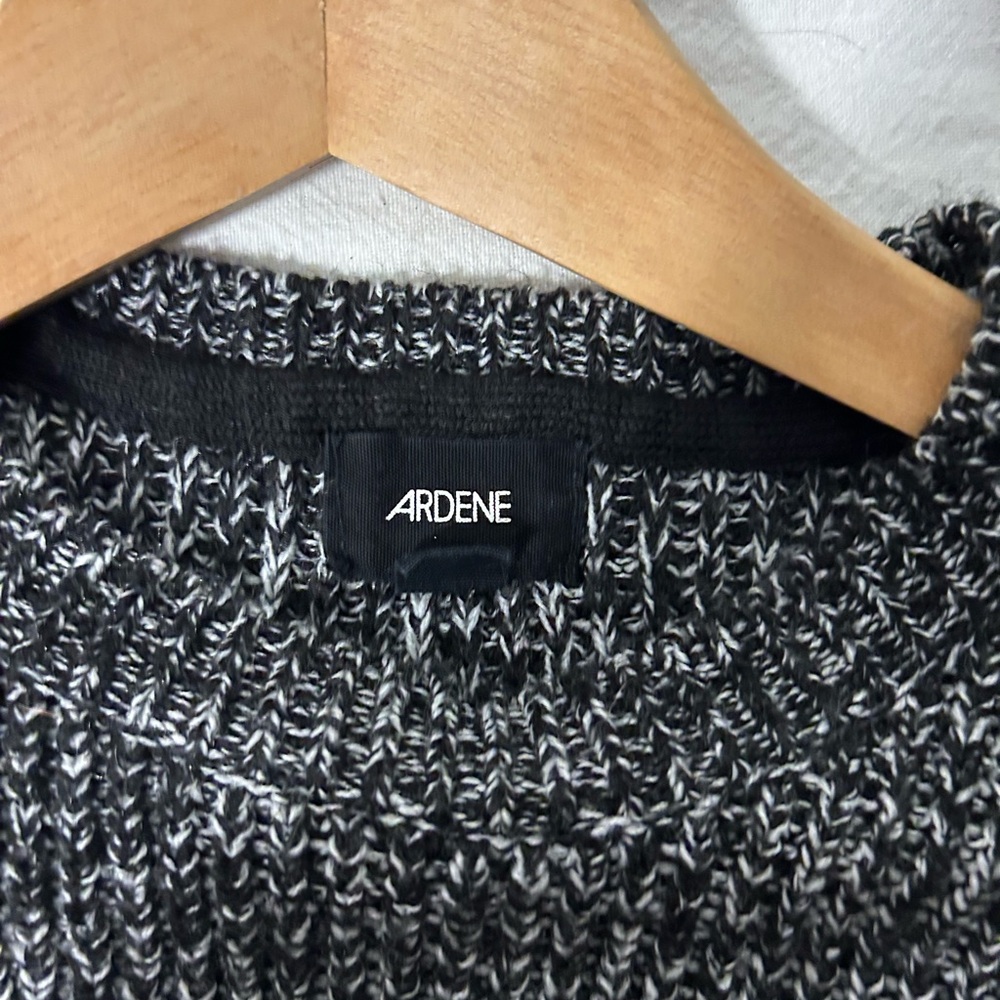 Ardene sweater - Picture 3 of 3
